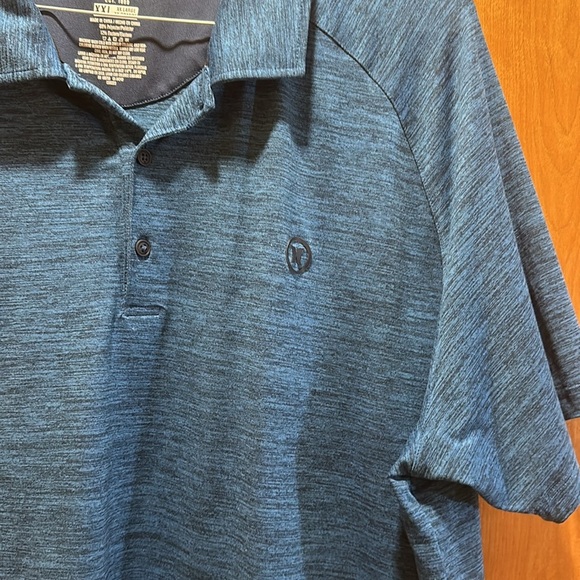 Hurley polo size XXL - Picture 3 of 5